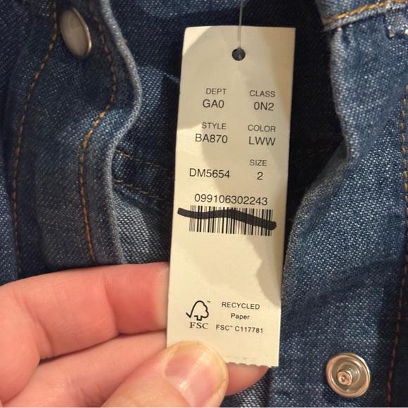 J. Crew Shrunken slim-fit western chambray shirt Size 2 NWT - Picture 3 of 6